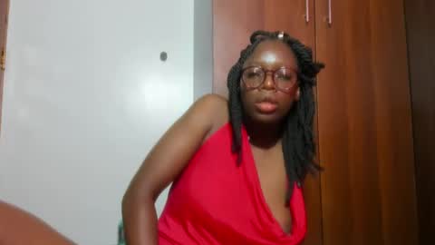 Snapshot of afro_pop chatting on January 2025 06:28:02 AM Leah online show from January 2025 06:28:02 AM