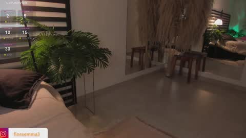 Emma online show from December 2024 09:19:01 PM