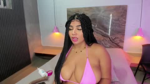 Afrodita Ross online show from November 2025 04:11:02 AM