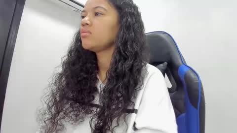 A G A T A  online show from January 2026 12:32:02 PM