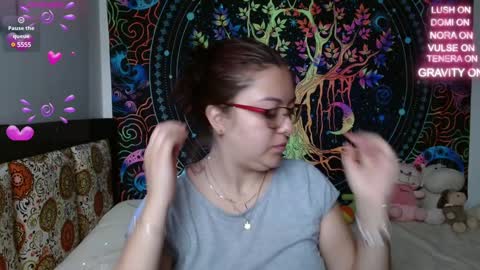 Snapshot of agata_a chatting on January 2025 02:10:01 PM Hanna online show from January 2025 02:10:01 PM
