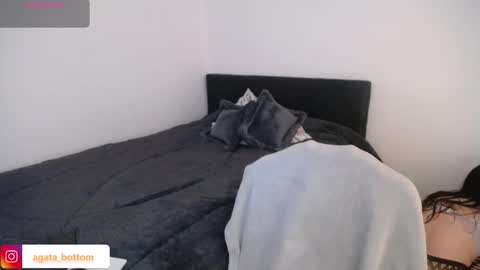 Snapshot of agata_bolton chatting on January 2026 07:50:01 PM Agata online show from January 2026 07:50:01 PM