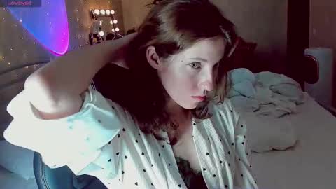 agata_in_wonderland online show from September 2025 04:17:01 PM