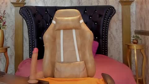 Agata online show from April 2026 01:41:02 PM