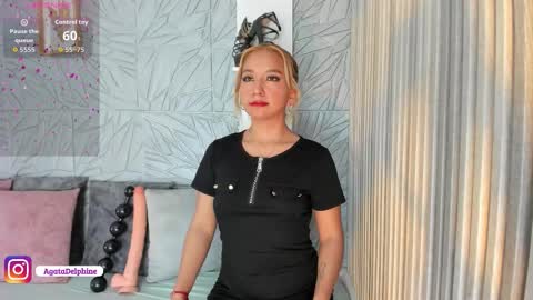 Agatadelphine online show from January 2026 12:53:02 PM