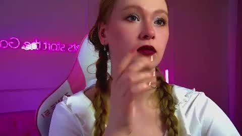 AgataFoxley online show from June 2026 07:06:02 AM