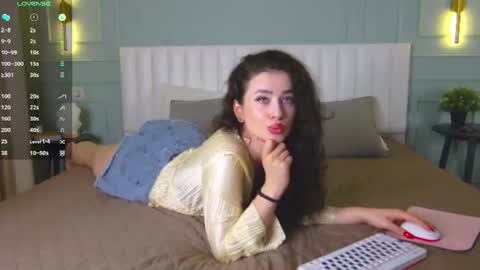 Snapshot of agatamercer chatting on June 2026 05:13:02 PM Agata online show from June 2026 05:13:02 PM