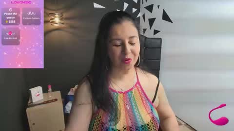 Snapshot of agatathompson chatting on September 2025 06:43:02 PM A G A T A T H O M P S O N online show from September 2025 06:43:02 PM