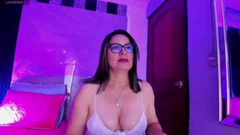 agatha_pleasure online show from February 2026 11:47:02 AM