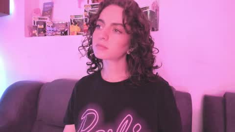 Camila     2 online show from January 2025 08:36:02 PM