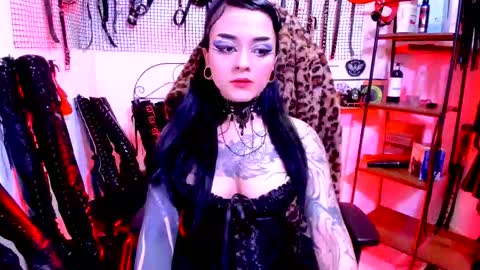 Agatha Fox online show from October 2025 09:15:01 PM