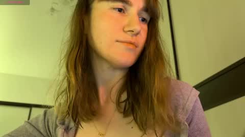 Snapshot of agniia257 chatting on May 2026 01:03:01 AM Kleya online show from May 2026 01:03:01 AM