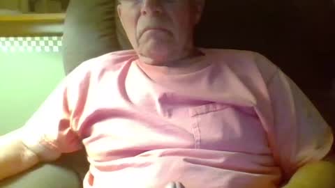 Snapshot of aguynrkfrd chatting on September 2025 01:55:01 AM aguynrkfrd online show from September 2025 01:55:01 AM