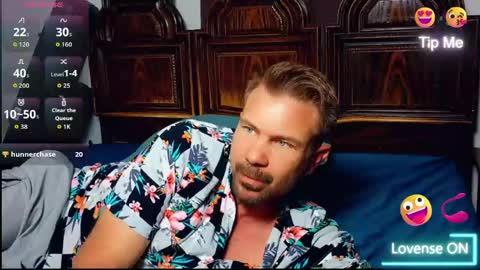 Snapshot of ahardman10 chatting on April 2026 01:12:01 AM Blue Eyed Handsome Man online show from April 2026 01:12:01 AM