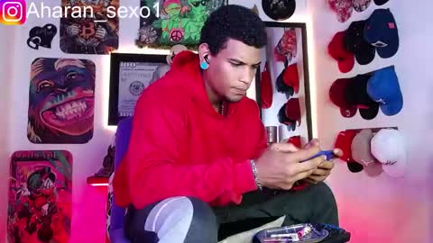 Snapshot of aharon_sexo1 chatting on February 2025 03:23:02 AM Aharon  Zamora online show from February 2025 03:23:02 AM