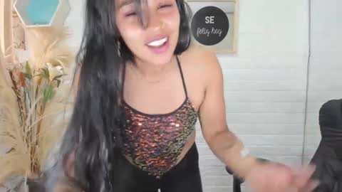 Snapshot of ahisha09 chatting on January 2025 05:03:01 PM Ahisha online show from January 2025 05:03:01 PM