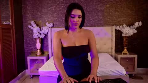 Snapshot of ahri_rose chatting on September 2025 10:15:02 AM Ahri online show from September 2025 10:15:02 AM