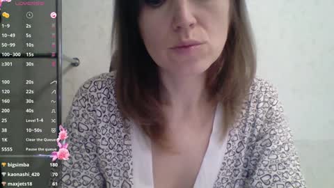 Snapshot of ahtena chatting on February 2025 10:43:02 AM Ahtena online show from February 2025 10:43:02 AM