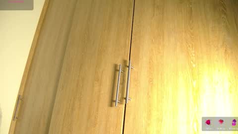 Aida  online show from October 2025 11:21:01 AM