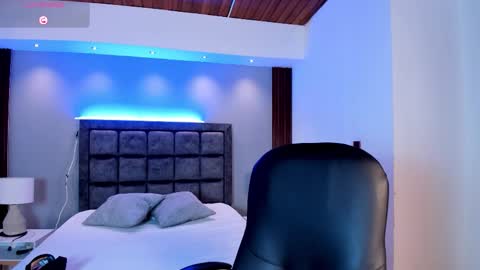 aidajoness online show from February 2026 12:01:02 PM