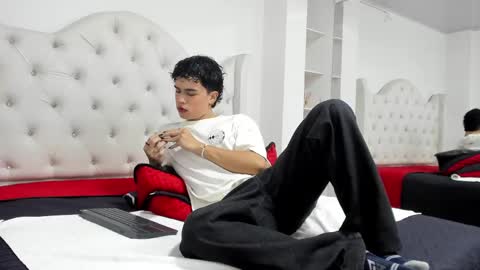 Aiden  online show from February 2025 02:57:02 PM