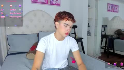 Aiden  online show from November 2025 12:59:03 PM