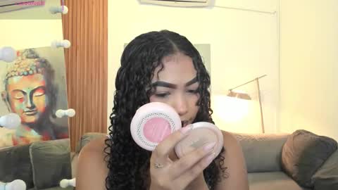 Snapshot of ailann_ chatting on October 2025 07:44:01 PM Alisson online show from October 2025 07:44:01 PM