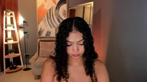 Snapshot of ailann_ chatting on April 2026 09:39:01 PM Alisson online show from April 2026 09:39:01 PM