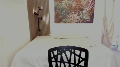 Snapshot of ailann_ chatting on May 2026 07:53:02 PM Alisson online show from May 2026 07:53:02 PM