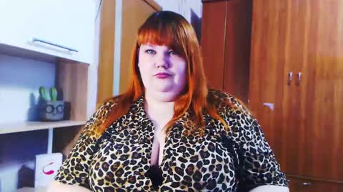 Snapshot of aimeerosebud chatting on January 2025 02:43:01 AM AimeeRosebud online show from January 2025 02:43:01 AM