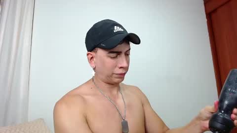 IAN online show from March 2025 01:17:01 PM