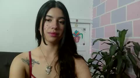 Snapshot of aine_ileana chatting on June 2026 01:24:01 PM J online show from June 2026 01:24:01 PM