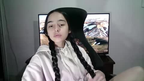 Snapshot of aineangeel chatting on February 2025 12:05:02 AM AINE online show from February 2025 12:05:02 AM