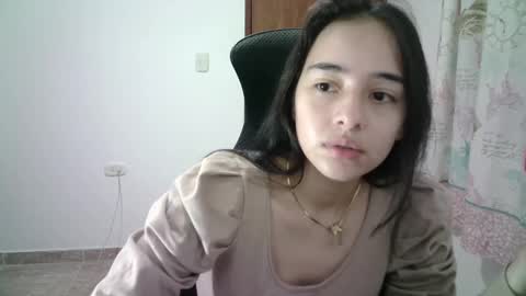 Snapshot of aineangeel chatting on March 2025 12:11:01 AM AINE online show from March 2025 12:11:01 AM