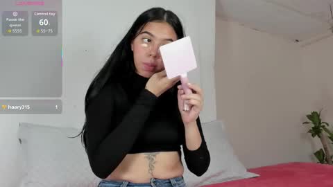 Ainoa  online show from December 2025 12:47:01 PM