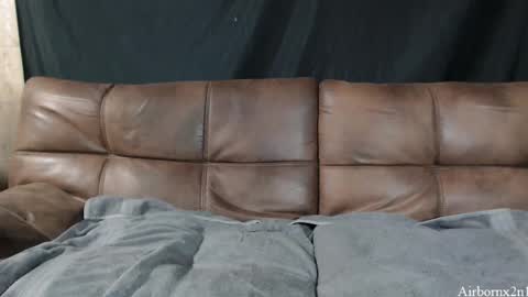 Leo  Airborn  Sir  Daddy online show from October 2025 07:25:01 PM