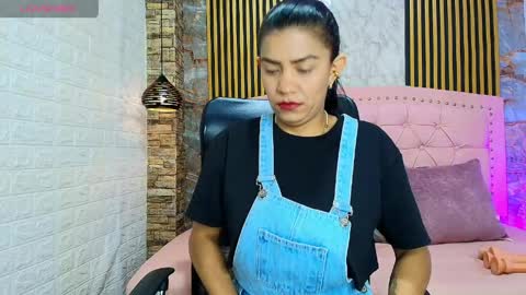 Snapshot of aisha__cambell chatting on April 2026 09:56:02 AM aisha__cambell online show from April 2026 09:56:02 AM