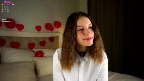 Snapshot of aislyfarran chatting on February 2025 01:14:02 AM Aliza online show from February 2025 01:14:02 AM