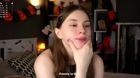 Snapshot of aislyfarran chatting on October 2025 01:17:01 AM Aliza online show from October 2025 01:17:01 AM