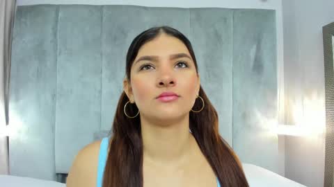 Snapshot of aitanajones1_ chatting on May 2026 10:34:02 AM Aitana online show from May 2026 10:34:02 AM
