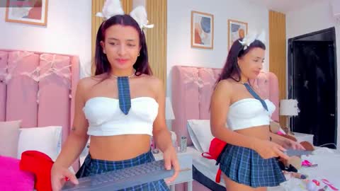 Aithana online show from November 2025 03:30:02 AM