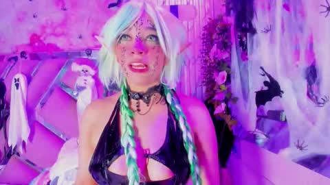 akane hikari  online show from November 2025 08:47:01 AM