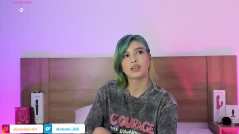 Snapshot of akatsumi_ chatting on December 2025 01:11:01 AM Akartsumi online show from December 2025 01:11:01 AM