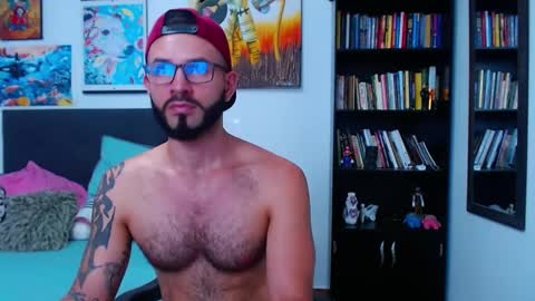 akiles online show from February 2025 11:04:01 PM