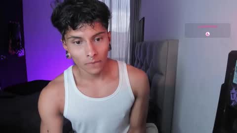 Ander uwu online show from October 2025 10:19:01 PM