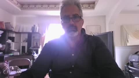 aladdin31673 online show from December 2025 05:20:02 PM