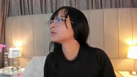 alahia_hank online show from October 2025 06:53:01 PM