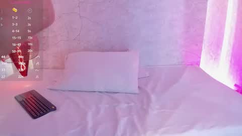 Alahia online show from October 2025 12:07:02 PM