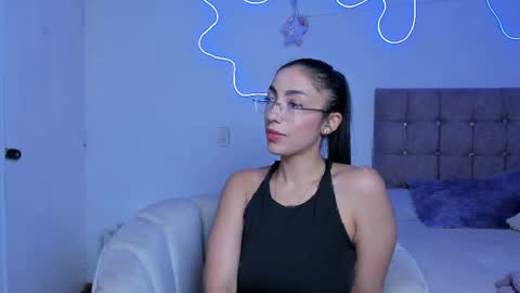 Alaia Alegria online show from May 2026 09:44:02 PM