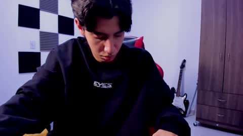 Snapshot of alan_boy01 chatting on September 2025 12:06:01 PM Alan Boy online show from September 2025 12:06:01 PM